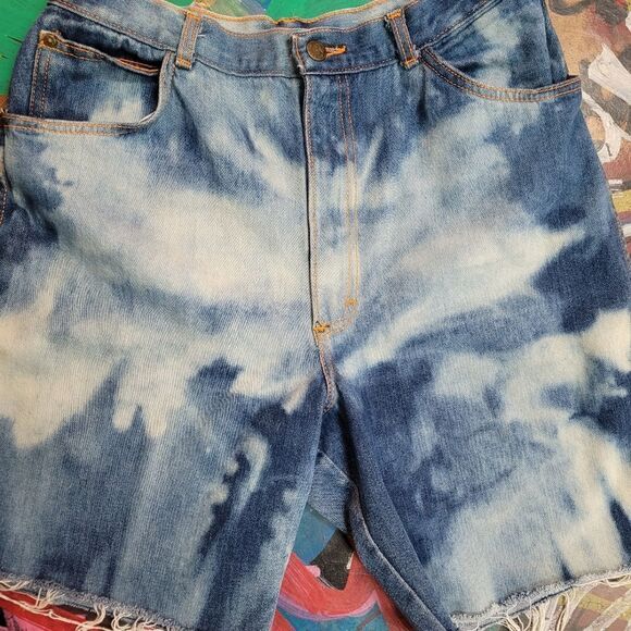Gitano Women's Custom Reverse Tie-Dye Denim Shorts Size 16 - Picture 2 of 9